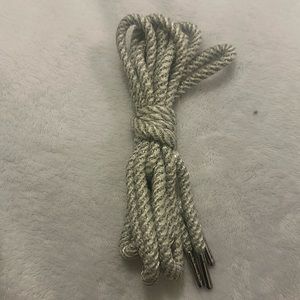 Shoe laces